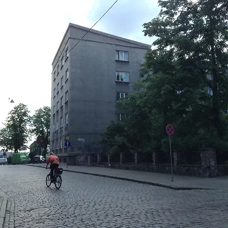 Biskapa Gate